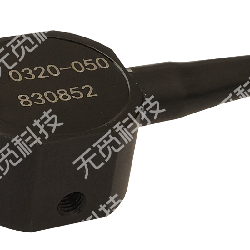 电容式加速度传感器